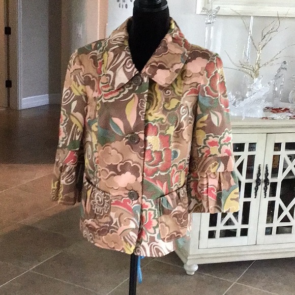 Lafayette 148 NY three button front jacket, 3/4 sleeves, size 10